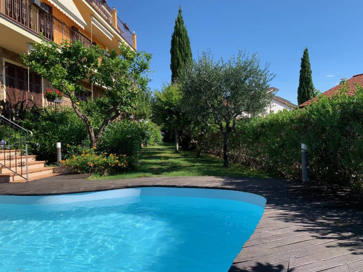 Villa Pineland Borghetto Santo Spirito Exterior foto