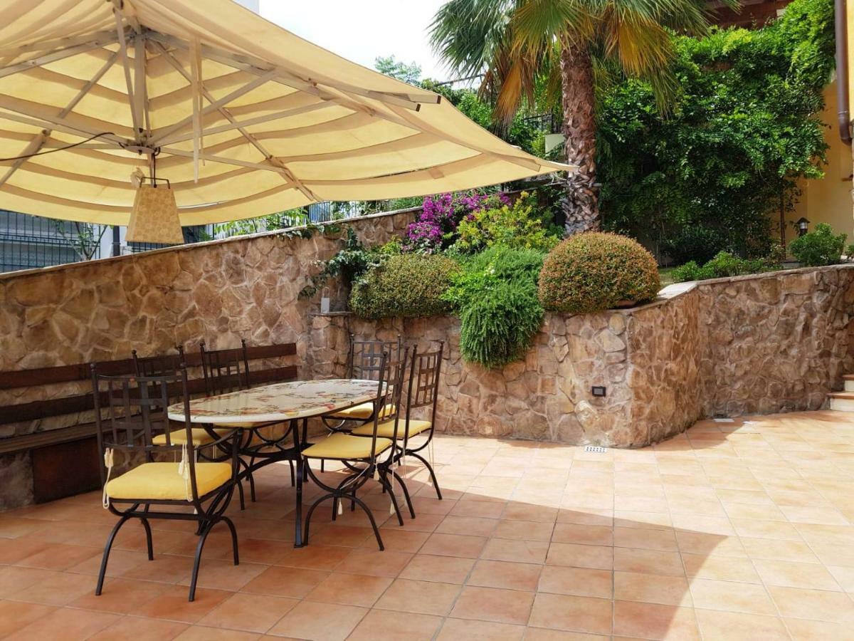 Villa Pineland Borghetto Santo Spirito Exterior foto